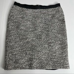 The Loft Blk Wht Tweed Knee Length Pencil Skirt 10